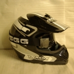 Dixon moto-cross helmet black FREE goggles